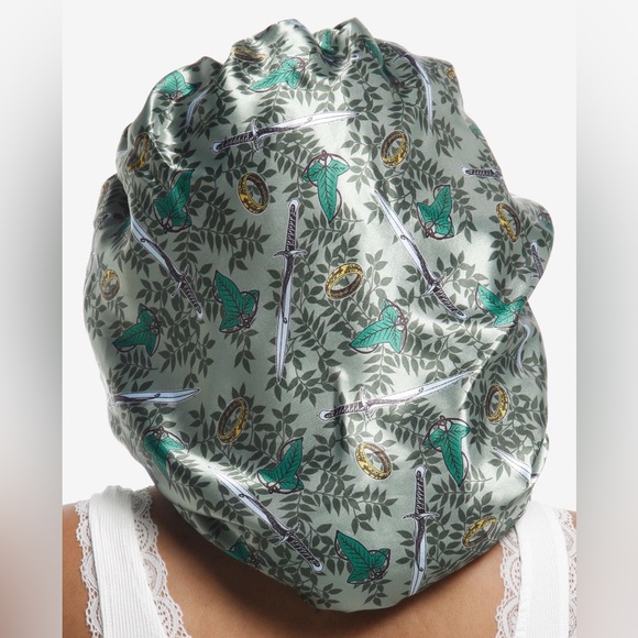 Lord of the Rings Reversible Satin Bonnet- New - Picture 3 of 3